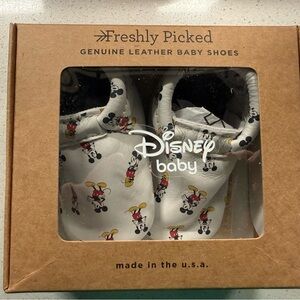 Freshly Picked White Mickey Mouse Printed Leather Baby Shoes